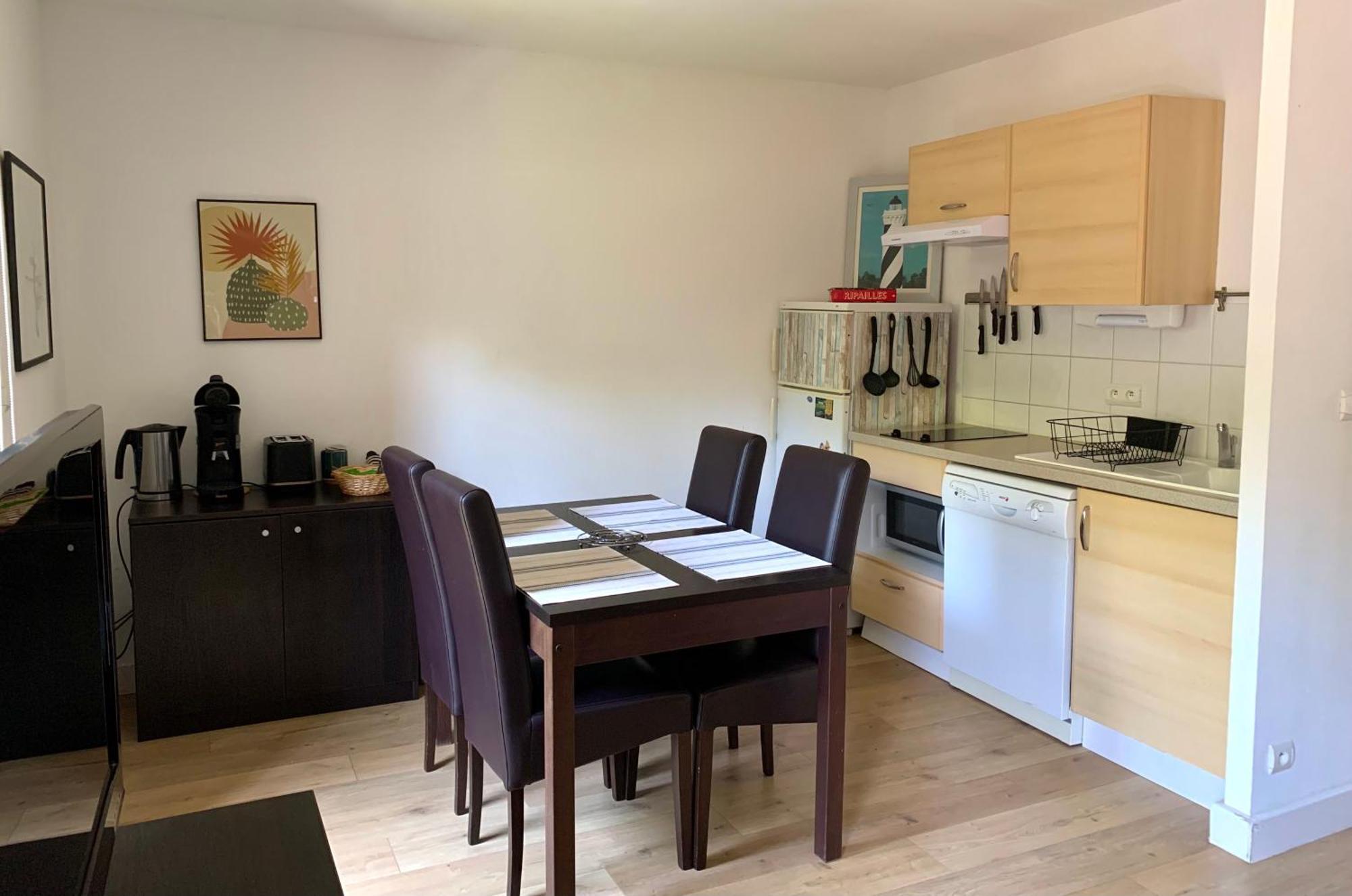 Bel Appartement Cosy Dans Residence Avec Piscine 5 Minutes Plage Messanges  Eksteriør bilde